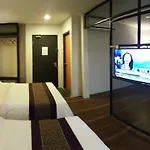 Super 8 Hotel @ Georgetown
